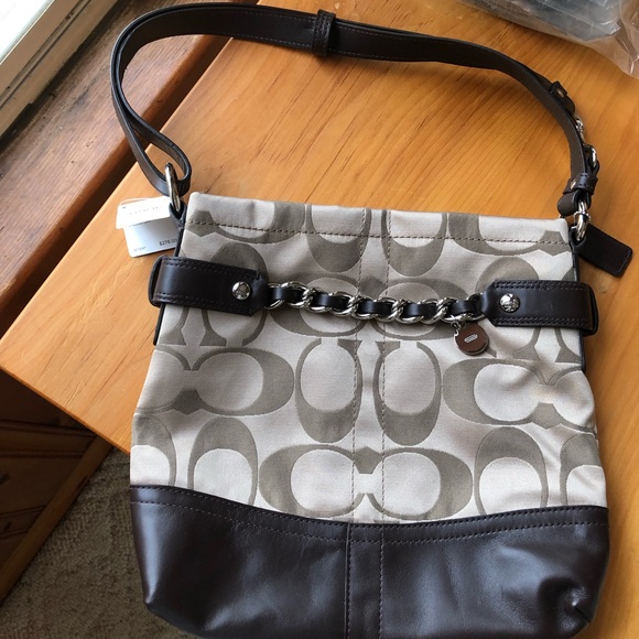 Coach shoulder bag - Picture 1 of 3